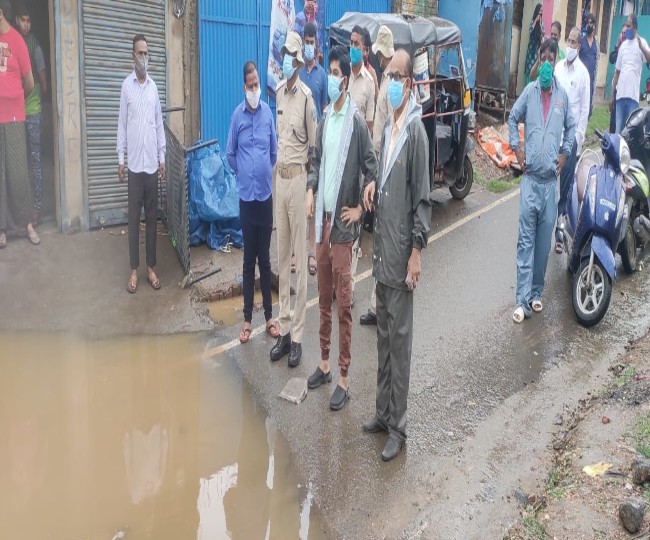 Jharkhand के जमशेदपुर में तूफान से तबाही ही तबाही, बस्तियों में बाढ